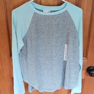 BNWT Juniors SO Supercozy Tee long sleeve M